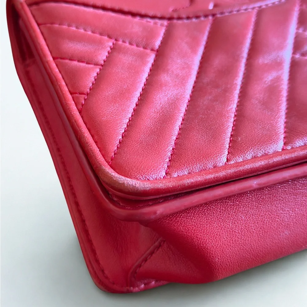 Tory Burch Reddish Orange Quilted Mini Bag - Picture 3 of 8